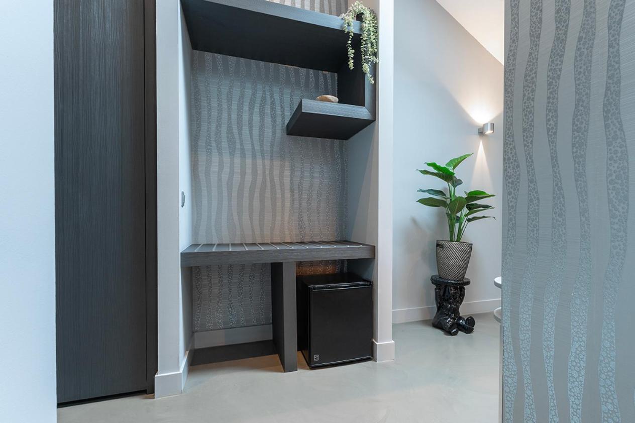 Suite With Wellness Nextdoor And Kitchen Access Осс Екстер'єр фото
